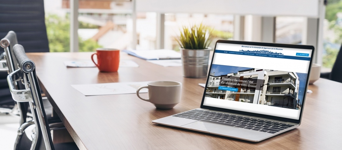 Cliquez pour accéder à la demande en ligne